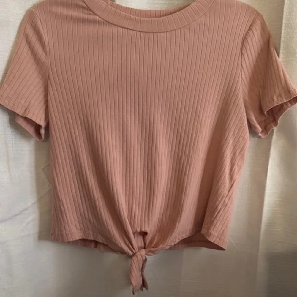 Women's Ribbed Tie-Front Top - Pink